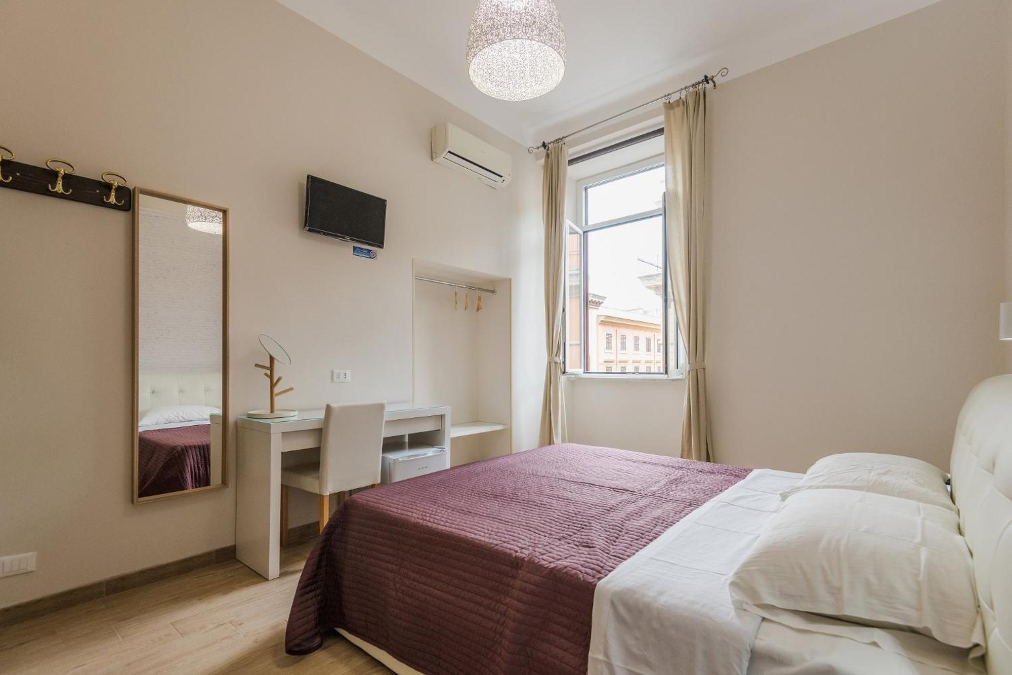 Mirabilia House, Rome